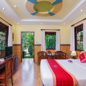 Bungalow Nhìn Ra Vườn